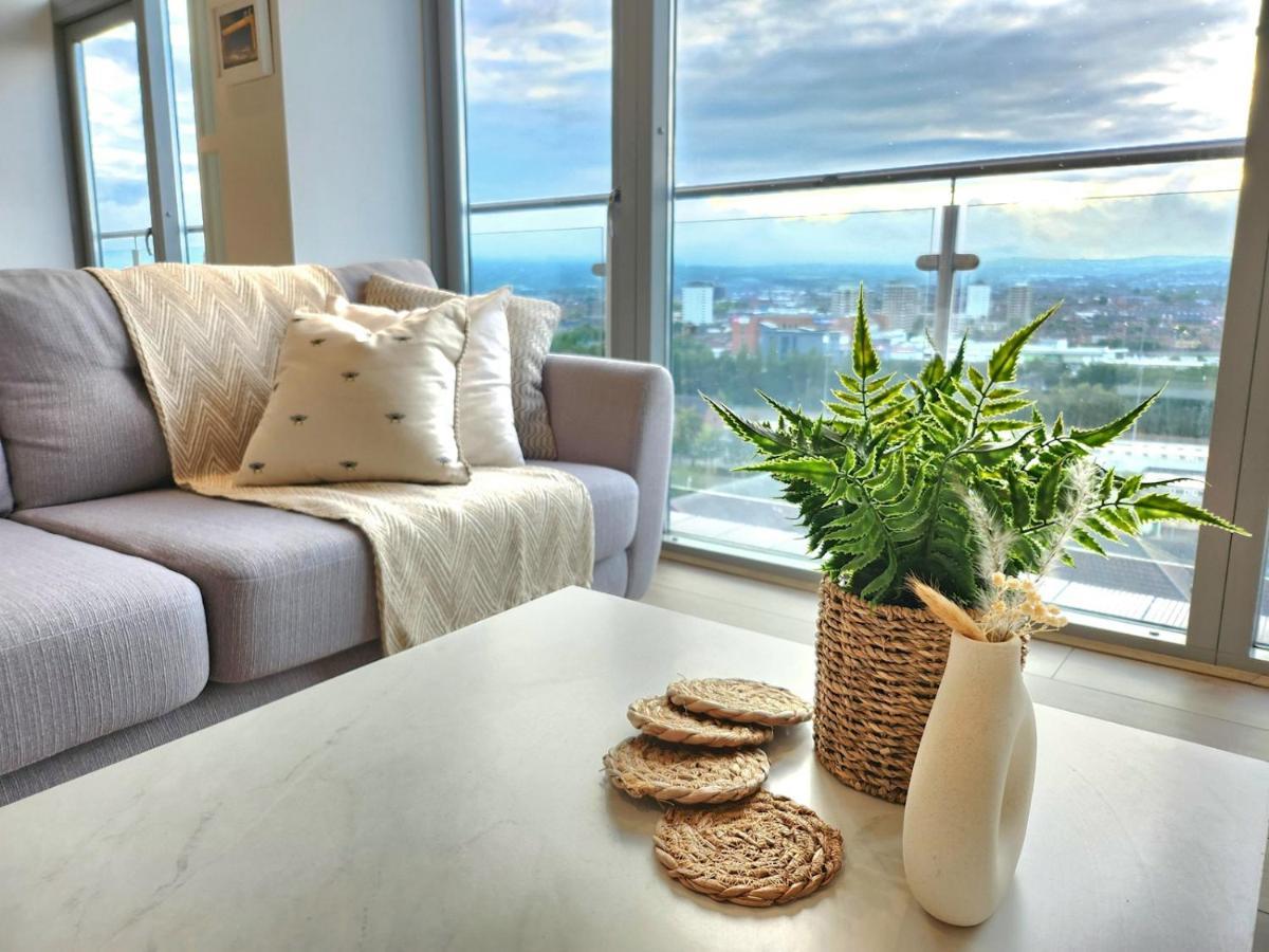 Appartement Pass The Keys Stunning Penthouse With Balcony Sunset Views à Belfast Extérieur photo