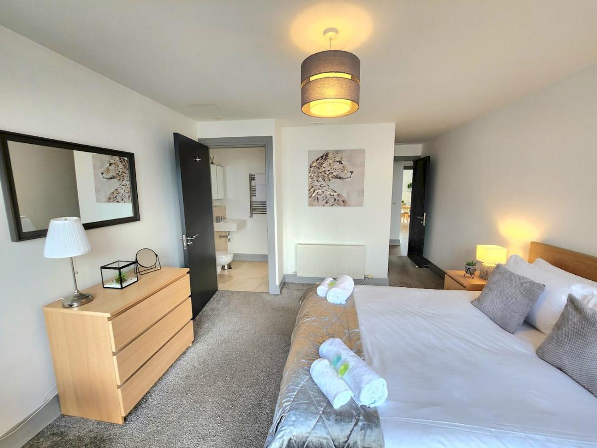 Appartement Pass The Keys Stunning Penthouse With Balcony Sunset Views à Belfast Extérieur photo
