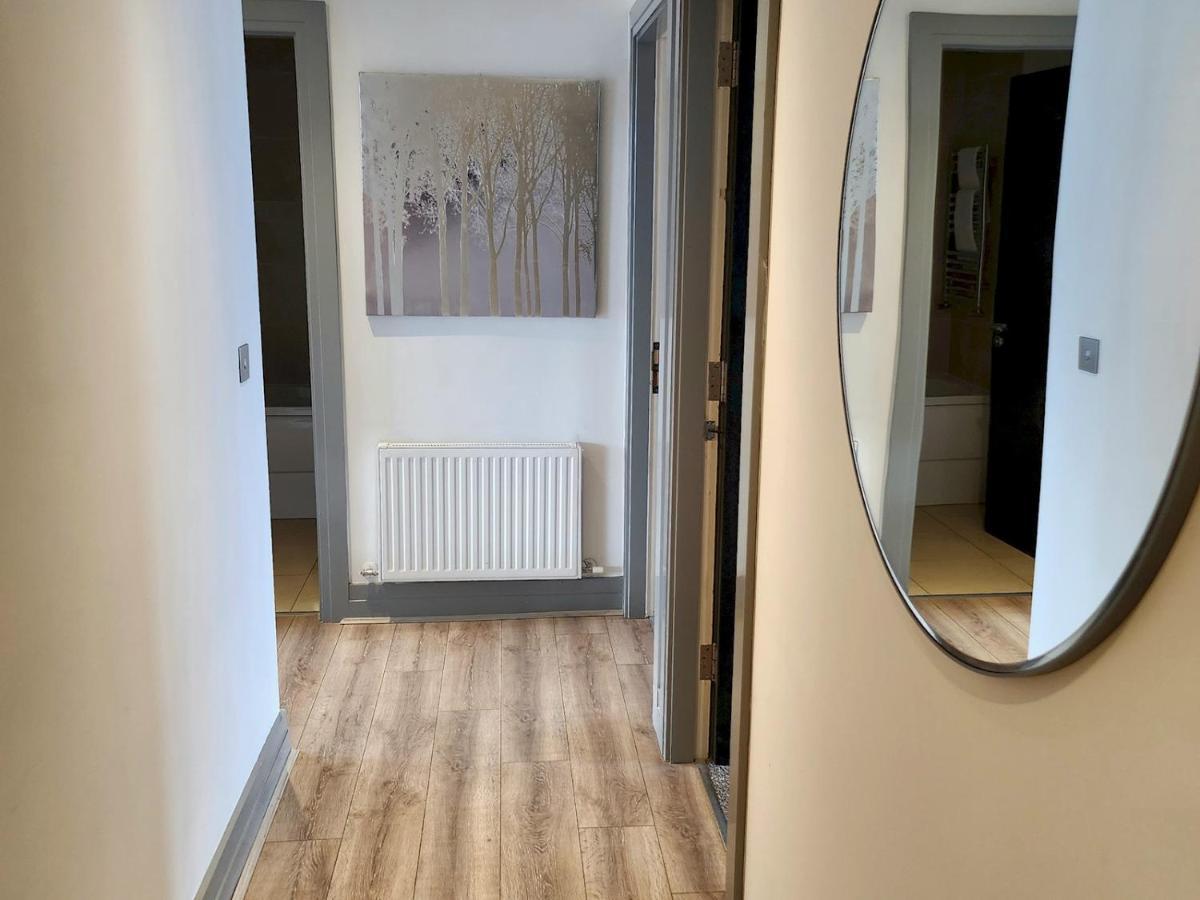 Appartement Pass The Keys Stunning Penthouse With Balcony Sunset Views à Belfast Extérieur photo