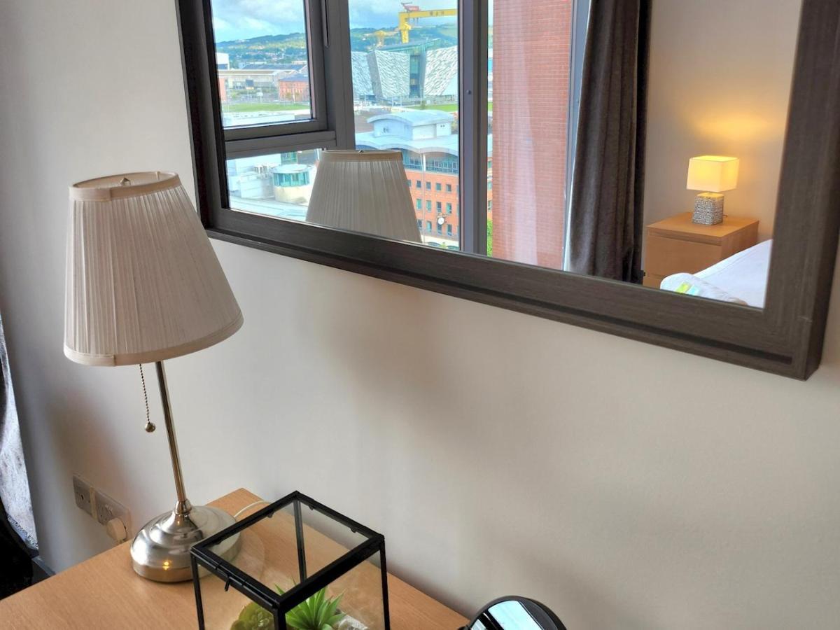 Appartement Pass The Keys Stunning Penthouse With Balcony Sunset Views à Belfast Extérieur photo